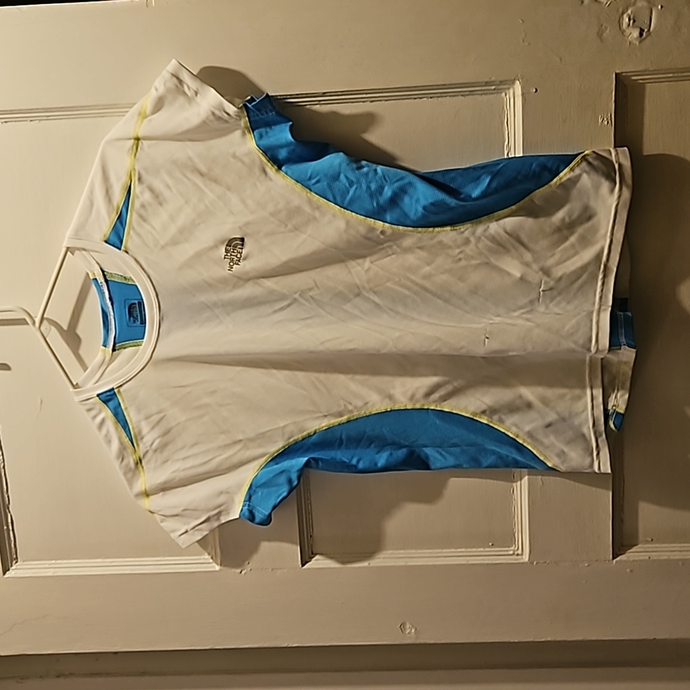 The North Face flight series vapor wick performance top